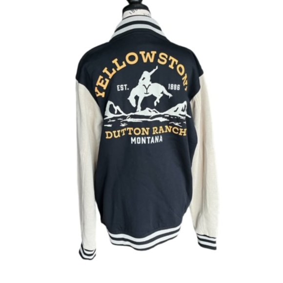 Yellowstone - Picture 3 of 5